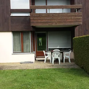 En Rez De Jardin Clos Face Au Mont Blanc Combloux